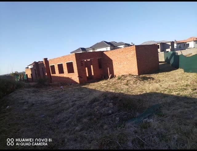 4 BEDROOM HOUSE FOR SALE IN SAVANNAH COUNTRY ESTATE